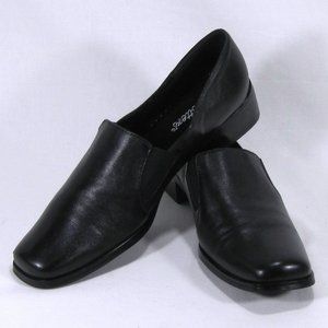 Trotter Black Leather Ash Slip-On Loafers Size: 8N